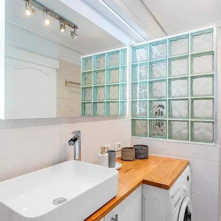 Cozy With Ocean View - Complete Renovation June 2024 Apartamento