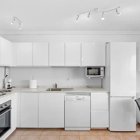 Cozy With Ocean View - Complete Renovation June 2024 Апартаменты *